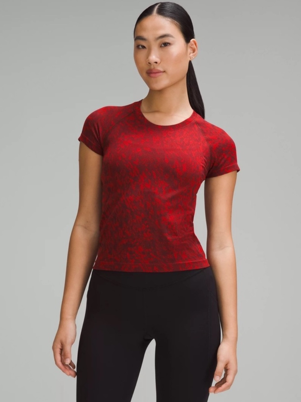 Lululemon NWT Lunar New Year Swiftly Tech Short- Sleeve Shirt Race Length Size 4
